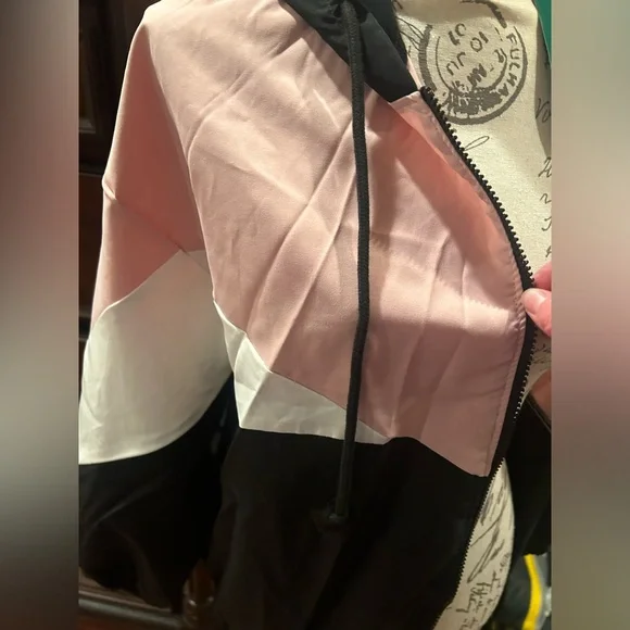 NWT Hooded Jacket - Picture 6 of 11